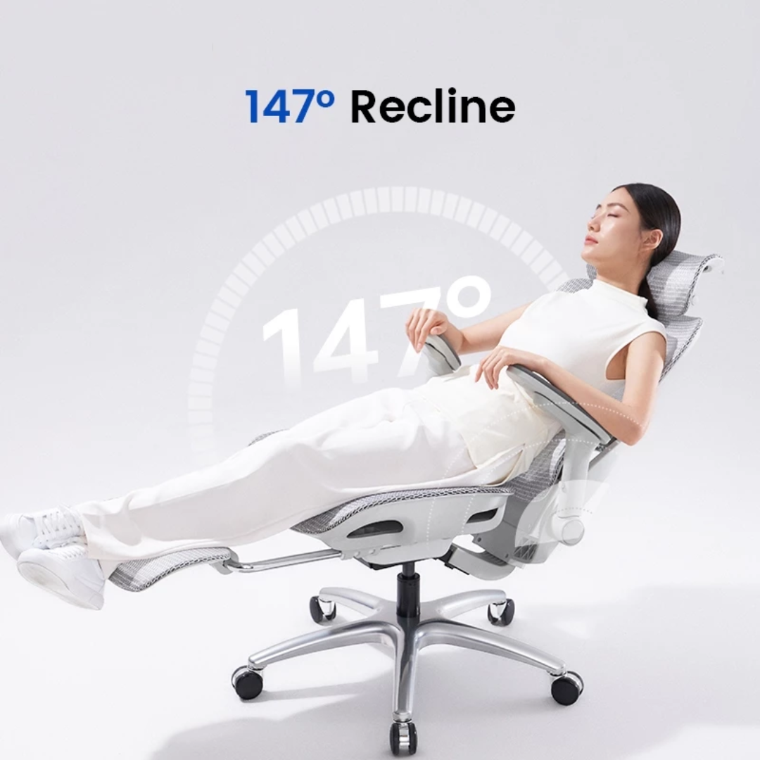 Sihoo B300 Pro 147 degree recline with retractable footrest